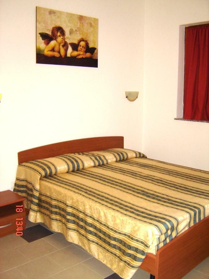 Tergu Apartment Eva מראה חיצוני תמונה